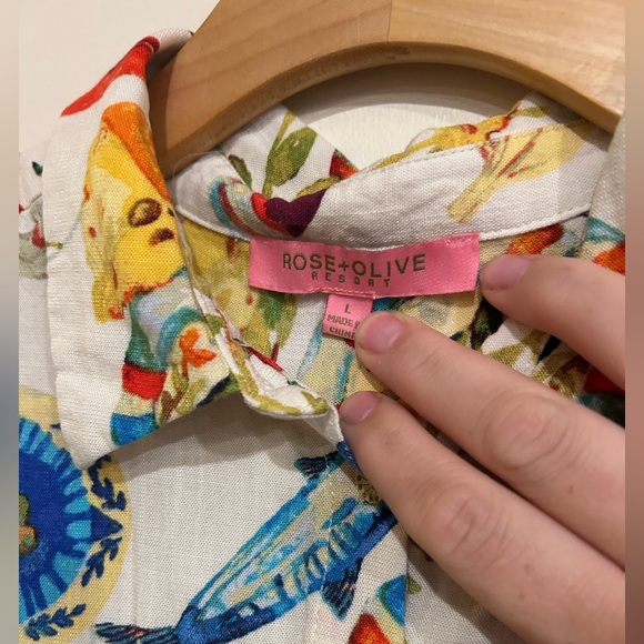 Rose + Olive Resort Fish Wine Beach Button Down Size L Coastal Mediterranean - Picture 2 of 3